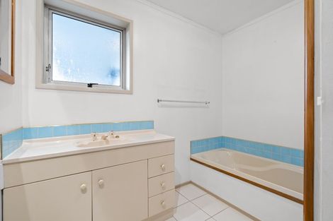 Photo of property in 9 Housman Place, Leamington, Cambridge, 3432