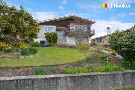 Photo of property in 12 Kinmont Crescent, Kinmont Park, Mosgiel, 9024