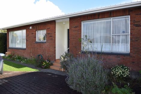 Photo of property in 2 Normanby Street, Fitzroy, New Plymouth, 4312