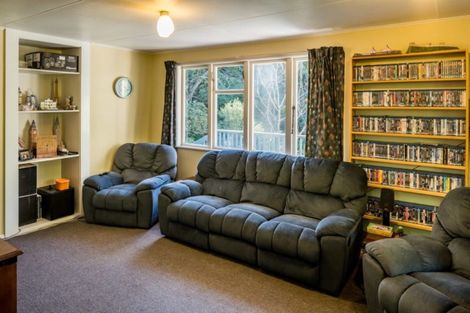 Photo of property in 66 Tilley Road, Paekakariki, 5034
