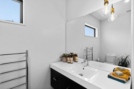 Photo of property in 45 West Meadows Drive, Wanaka, 9305