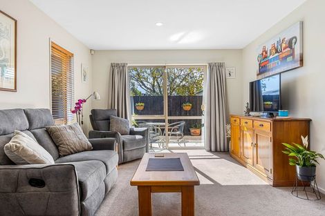 Photo of property in 2/25 Tilford Street, Woolston, Christchurch, 8062