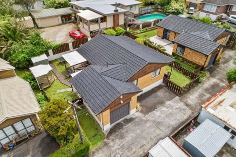 Photo of property in 3/68 View Road, Henderson, Auckland, 0612