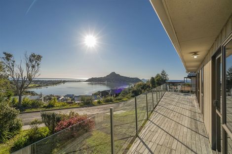 Photo of property in 1 Pine Grove, Tairua, 3508
