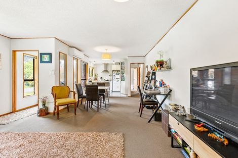 Photo of property in 3/203 Lake Road, Belmont, Auckland, 0622