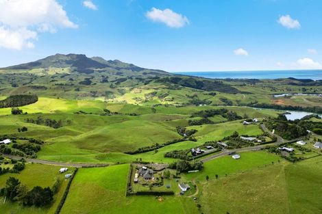 Photo of property in 187 Maungatawhiri Road, Raglan, 3295