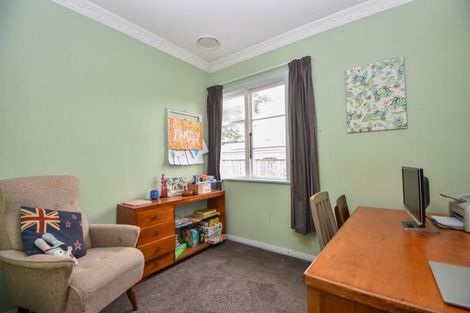 Photo of property in 8 Kent Street, Carterton, 5713