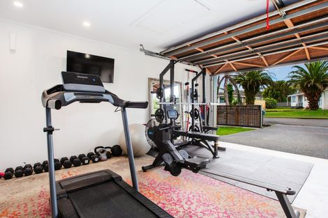 Photo of property in 18b Latitude Close, Whitby, Porirua, 5024