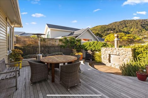 Photo of property in 7 Maire Street, Eastbourne, Lower Hutt, 5013