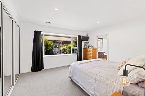 Photo of property in 28a Canberra Place, Redwood, Christchurch, 8051