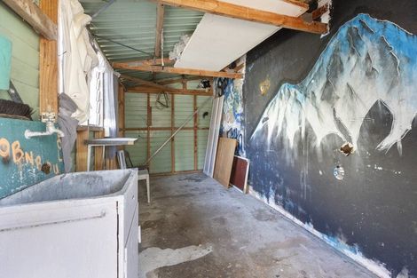 Photo of property in 32 Ngamotu Road, Moturoa, New Plymouth, 4310