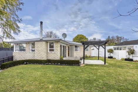 Photo of property in 8 Doggett Place, Rangiora, 7400