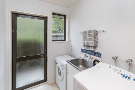 Photo of property in 1/40 Shannon Place, Belfast, Christchurch, 8051