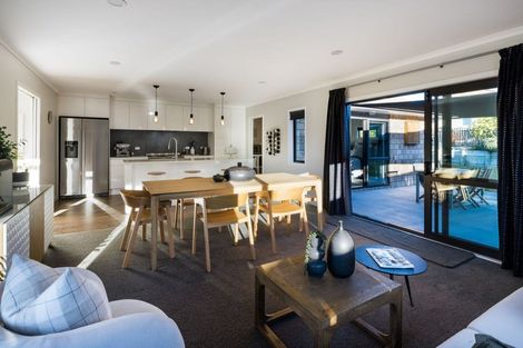 Photo of property in 9 Denham Court, Flagstaff, Hamilton, 3210