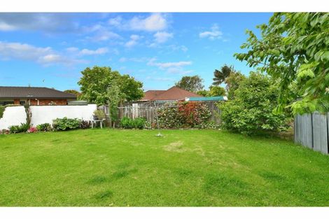 Photo of property in 27 Maygrove Drive, Orewa, 0931