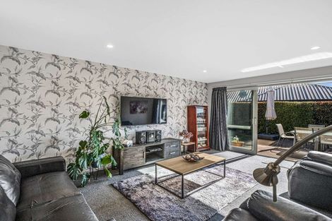 Photo of property in 31 Franklin Drive, Rangiora, 7400