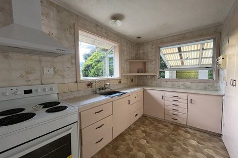 Photo of property in 4 Busing Avenue, Papakura, 2110