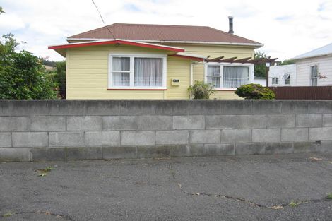 Photo of property in 6 Seddon Street, Aramoho, Whanganui, 4500