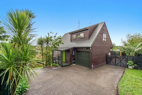 Photo of property in 2/90 Verbena Road, Birkdale, Auckland, 0626