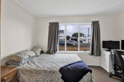 Photo of property in 8 George Street, Hawera, 4610