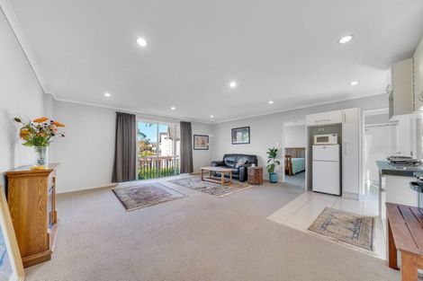 Photo of property in 75 Bruce Pulman Drive, Takanini, 2112