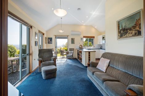 Photo of property in 190 Cannon Hill Crescent, Mount Pleasant, Christchurch, 8081