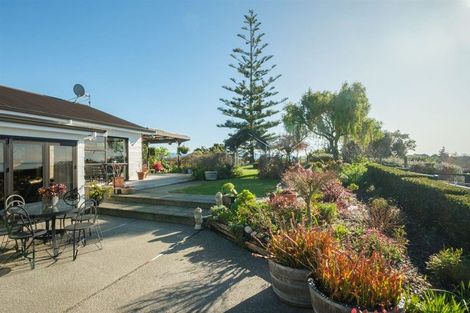 Photo of property in 208 Pomona Road, Ruby Bay, Upper Moutere, 7173