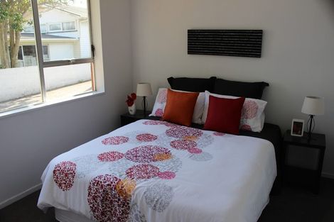 Photo of property in 2/23 Tahi Terrace, Glen Eden, Auckland, 0602