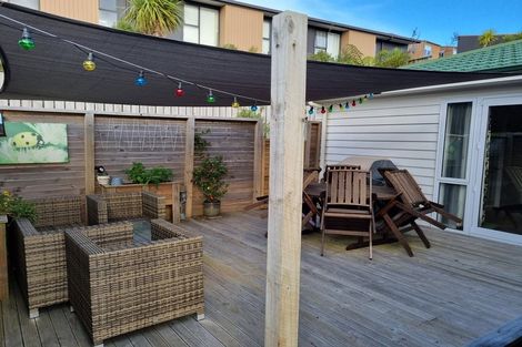 Photo of property in 17 Ashwood Street, Woodridge, Wellington, 6037