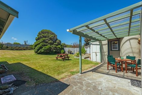 Photo of property in 56 Rua Avenue, Waitarere Beach, Levin, 5510