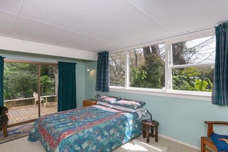Photo of property in 2a West Road, Northland, Wellington, 6012