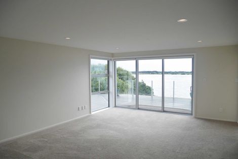 Photo of property in 5 Quarry Road, Mount Pleasant, Christchurch, 8081