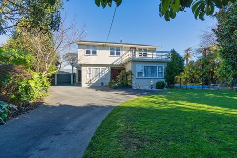 Photo of property in 15a Kawiu Road, Levin, 5510