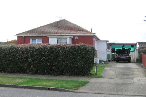 Photo of property in 30 Hughes Crescent, Taita, Lower Hutt, 5011