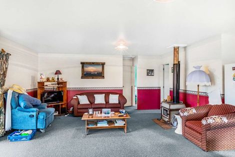 Photo of property in 32 Scotswood Street, Waikaia, 9778