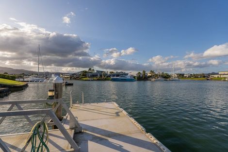 Photo of property in 32 Arawa Lane, Whitianga, 3510