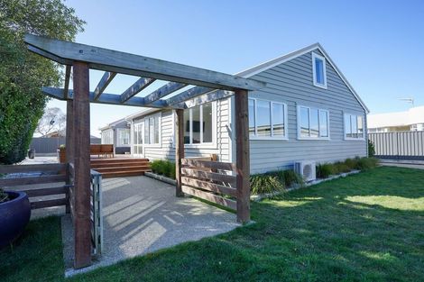 Photo of property in 10 Joseph Street, Waverley, Invercargill, 9810