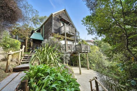 Photo of property in 21 Toledo Place, Mount Pleasant, Christchurch, 8081