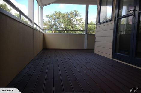 Photo of property in 115 Vipond Road, Stanmore Bay, Whangaparaoa, 0932