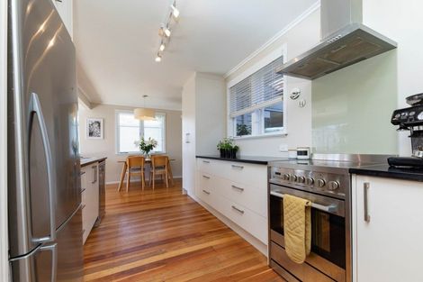 Photo of property in 18a Gilliam Street, New Lynn, Auckland, 0600