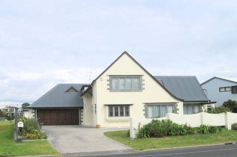 Photo of property in 24 Oceanbeach Road, Mount Maunganui, 3116