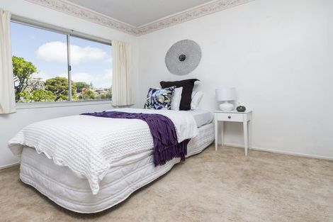 Photo of property in 4/34 Uxbridge Road, Mellons Bay, Auckland, 2014