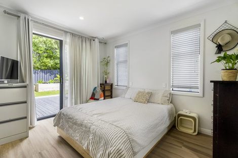 Photo of property in 41 Couldrey Crescent, Red Beach, 0932