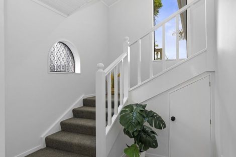 Photo of property in 14 Matuhi Street, Tirohanga, Lower Hutt, 5010