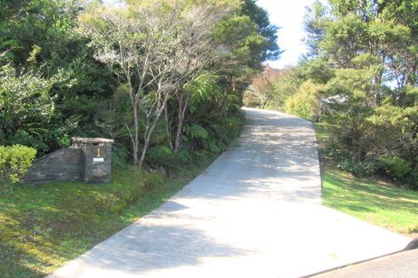 Photo of property in 1 Puriri Place, Whitianga, 3510