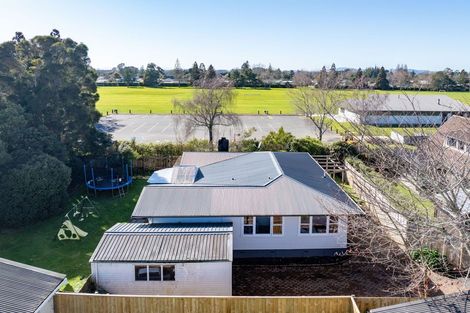 Photo of property in 28 Morris Road, Hillcrest, Hamilton, 3216