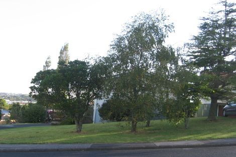 Photo of property in 13 Velma Road, Hillcrest, Auckland, 0627