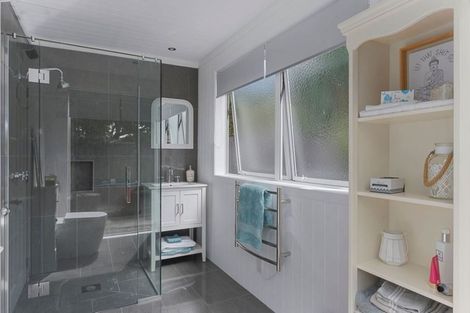 Photo of property in 268 Spur Road, Stillwater, Silverdale, 0993