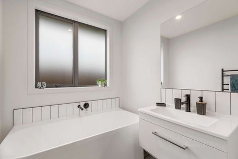 Photo of property in 25 Palm Drive, Whitianga, 3510