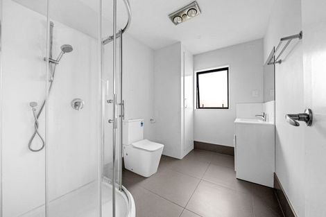 Photo of property in 1/25 Kennington Drive, Clendon Park, Auckland, 2103